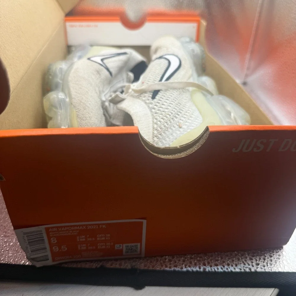 Size 8 Nike Air VaporMax 2021 FK Monochrome White Black Mens Shoes DH4084-100‎